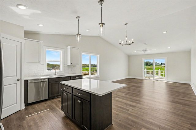 966 Scioto Drive 6, Comstock Park, MI 49321