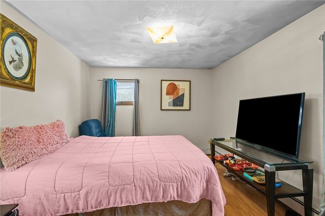 28 Halsey Street, North Providence, RI 02911