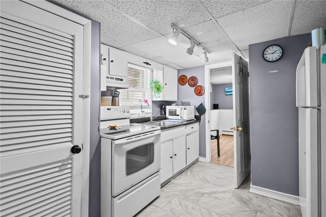 28 Halsey Street, North Providence, RI 02911