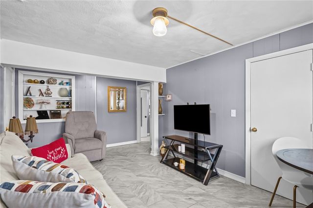 28 Halsey Street, North Providence, RI 02911