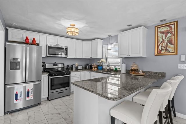 28 Halsey Street, North Providence, RI 02911