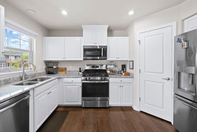 3105 Bent Tree Ln, Columbia, TN 38401