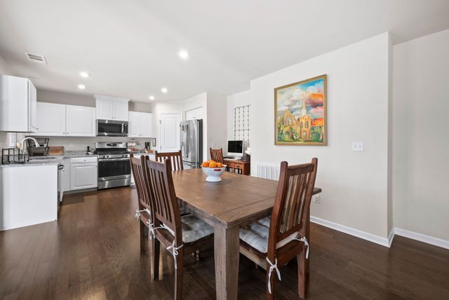 3105 Bent Tree Ln, Columbia, TN 38401