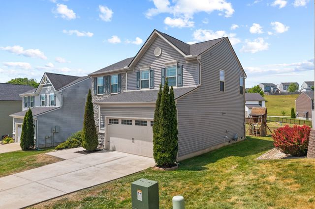 3105 Bent Tree Ln, Columbia, TN 38401