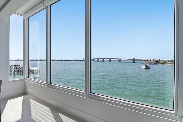 226 GOLDEN GATE POINT 34, Sarasota, FL 34236