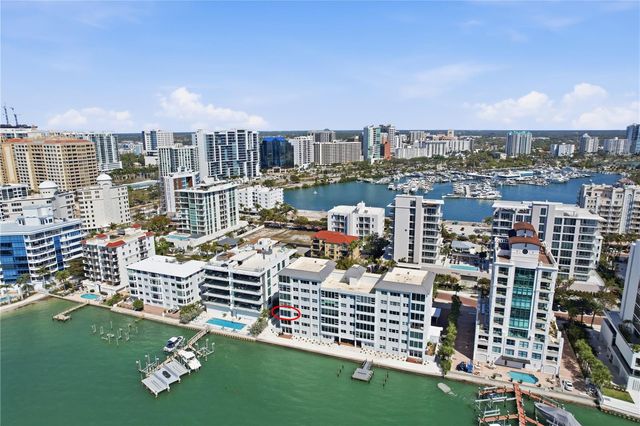 226 GOLDEN GATE POINT 34, Sarasota, FL 34236
