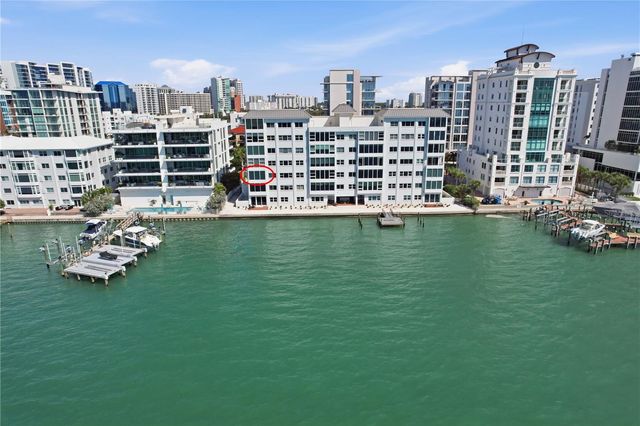 226 GOLDEN GATE POINT 34, Sarasota, FL 34236