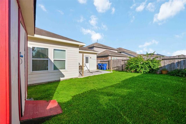 2208 Ruby Drive, Texas City, TX 77591