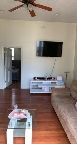 719 Fairview Avenue NE, Grand Rapids, MI 49503