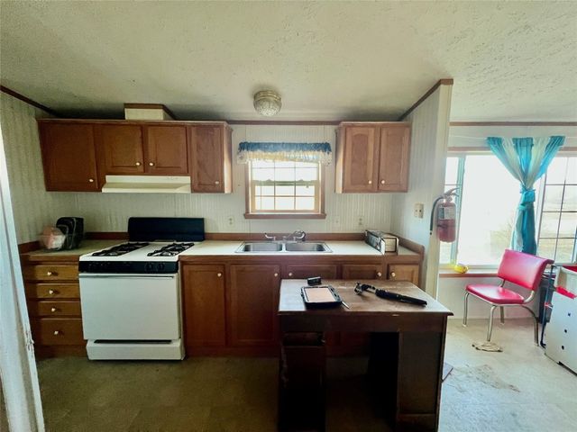 7167 PETTIS Road, Meadville, PA 16335