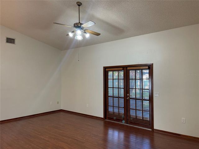 1136 COLONY ARMS DRIVE, Lakeland, FL 33813