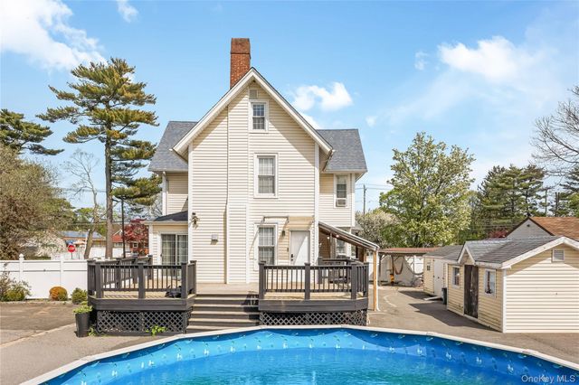 76 Washington Avenue, Brentwood, NY 11717