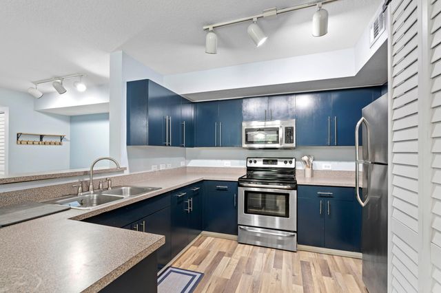 1307 Villa Circle, Boynton Beach, FL 33435