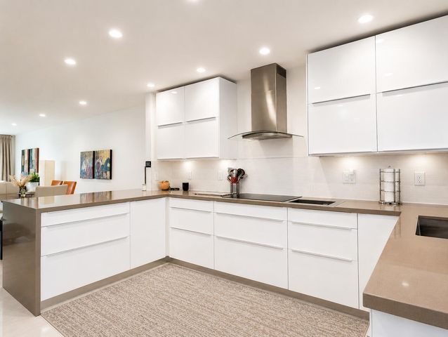 725 N RIVERSIDE Drive 105, Pompano Beach, FL 33062