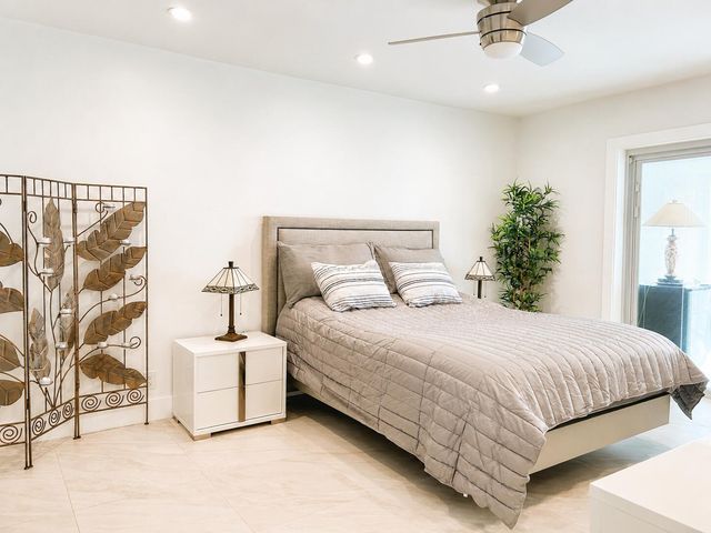 725 N RIVERSIDE Drive 105, Pompano Beach, FL 33062