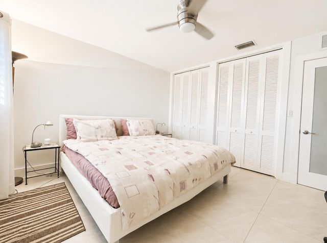 725 N RIVERSIDE Drive 105, Pompano Beach, FL 33062