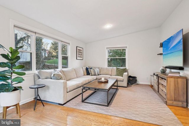 284 CROTON RD, Wayne, PA 19087