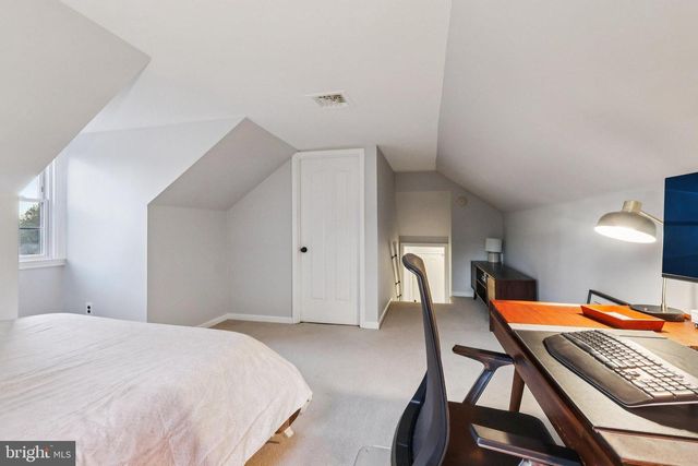 284 CROTON RD, Wayne, PA 19087