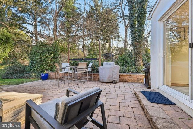 284 CROTON RD, Wayne, PA 19087