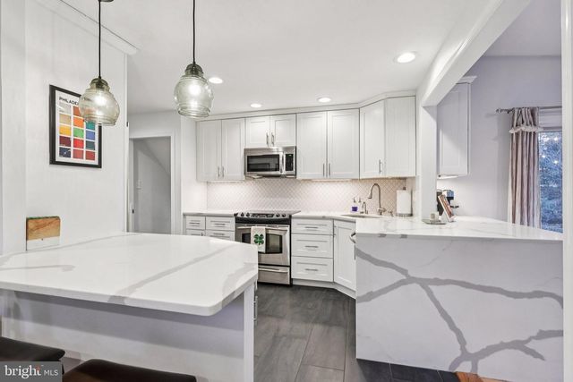 284 CROTON RD, Wayne, PA 19087