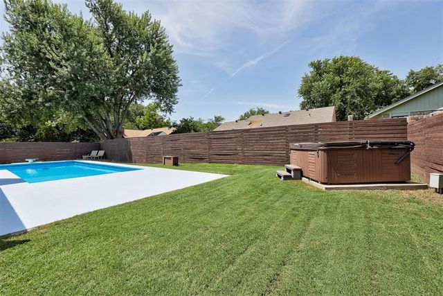 4101 Hughes Circle, Norman, OK 73072