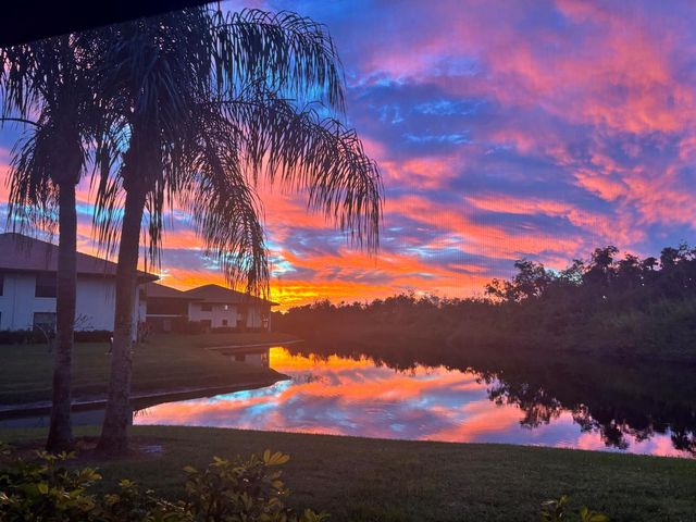 671 SW South River Drive 105, Stuart, FL 34997