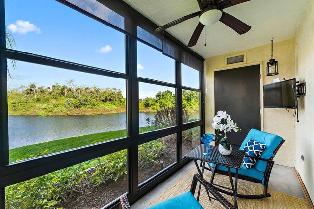 671 SW South River Drive 105, Stuart, FL 34997