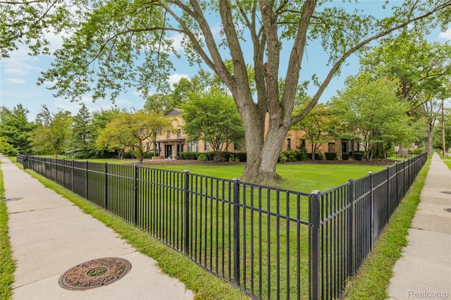 617 E Lincoln Avenue 5, Royal Oak, MI 48067