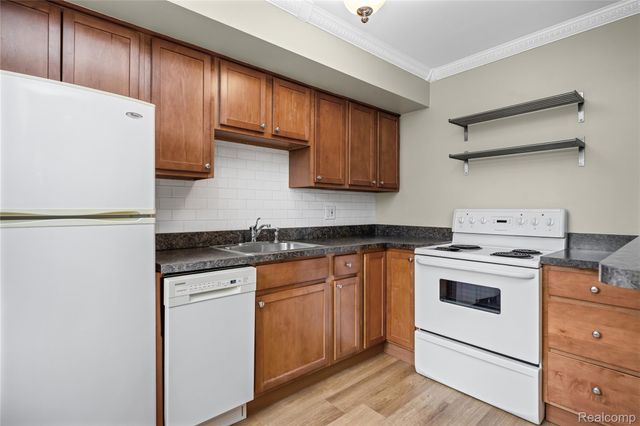 617 E Lincoln Avenue 5, Royal Oak, MI 48067