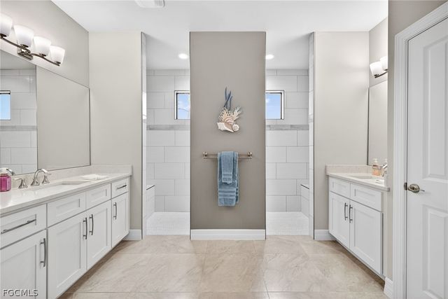 2103 SW 49th TER, Cape Coral, FL 33914