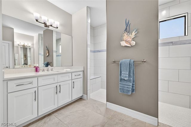 2103 SW 49th TER, Cape Coral, FL 33914