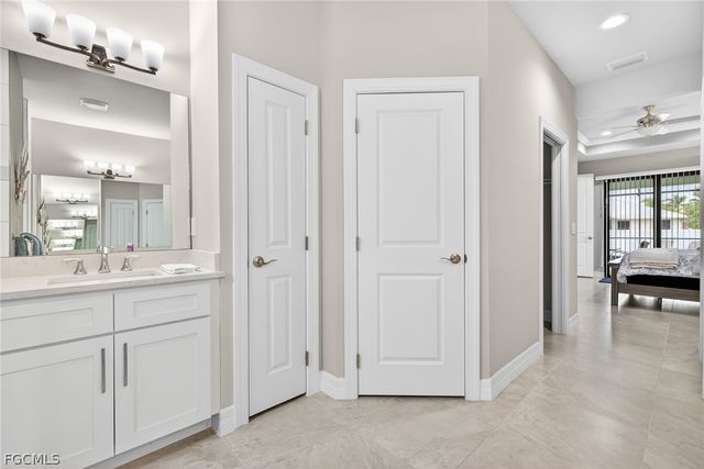 2103 SW 49th TER, Cape Coral, FL 33914