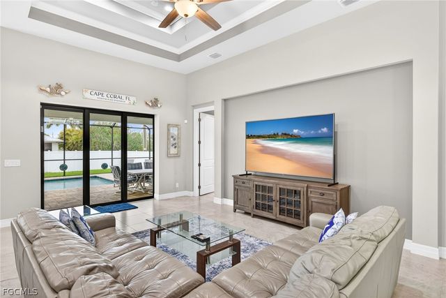 2103 SW 49th TER, Cape Coral, FL 33914