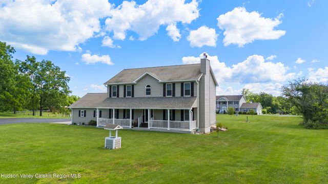 311 Middle Road, Hudson, NY 12534