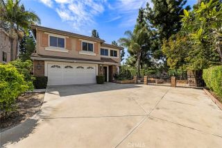 74 Linhaven, Irvine, CA 92602