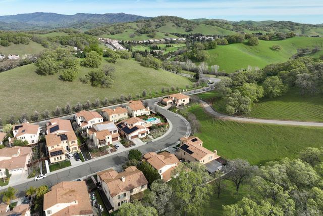 3183 Olympic Rd, Fairfield, CA 94534