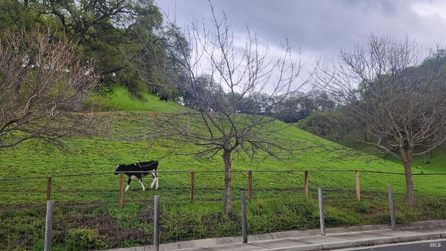 3183 Olympic Rd, Fairfield, CA 94534