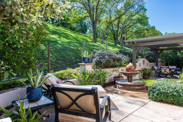 3183 Olympic Rd, Fairfield, CA 94534