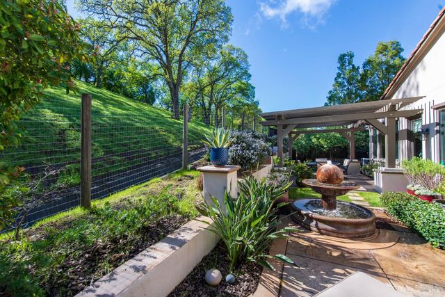 3183 Olympic Rd, Fairfield, CA 94534