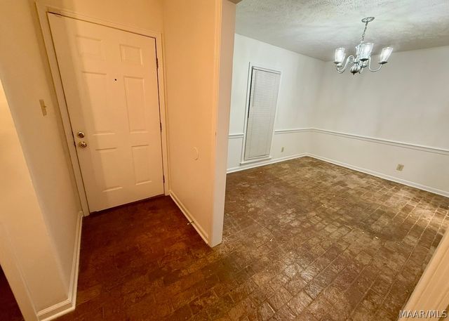 2066 Rexford Road, Montgomery, AL 36116
