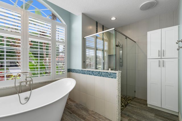 1931 Staimford Circle, Wellington, FL 33414