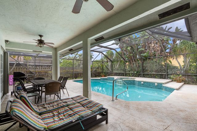 1931 Staimford Circle, Wellington, FL 33414