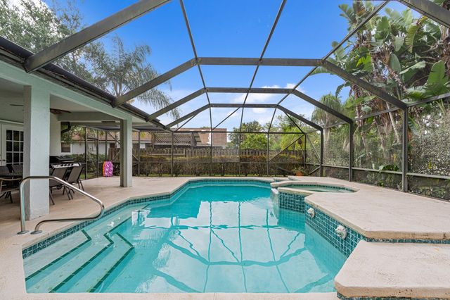 1931 Staimford Circle, Wellington, FL 33414