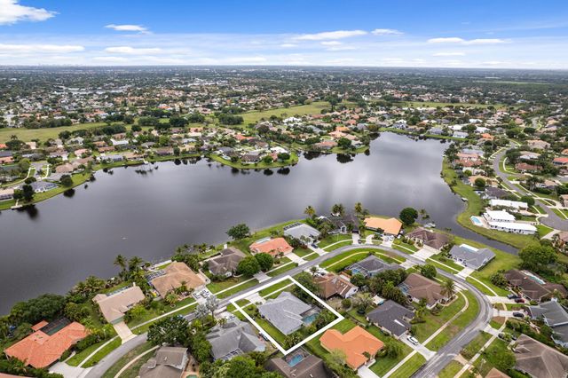 1931 Staimford Circle, Wellington, FL 33414