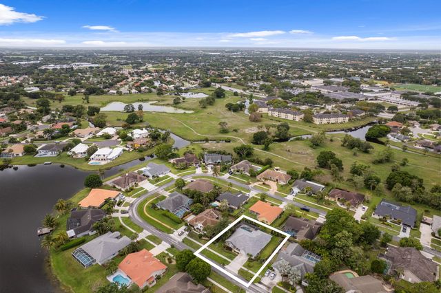 1931 Staimford Circle, Wellington, FL 33414