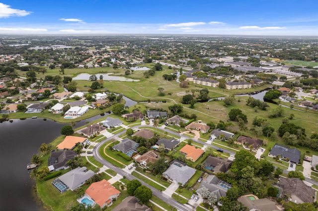 1931 Staimford Circle, Wellington, FL 33414