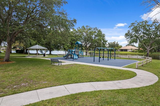 1931 Staimford Circle, Wellington, FL 33414