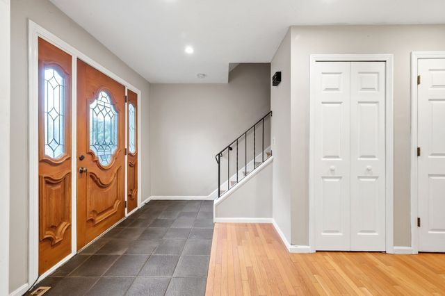470 Adams St 2, Quincy, MA 02169