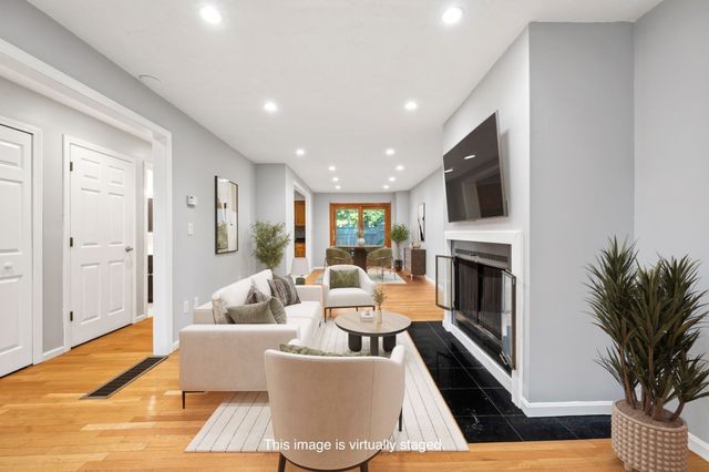 470 Adams St 2, Quincy, MA 02169