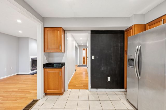 470 Adams St 2, Quincy, MA 02169
